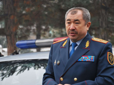 Алматыдағы атыс: министр қаза тапқандардың отбасына көңіл айтты