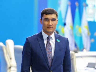 Мемлекеттік қызметтен кеткен Серік Сәпиев мәлімдеме жасады