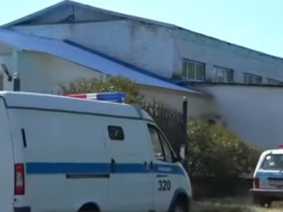 БҚО-да полицейге қойшыны соққыға жығып, 50 бас мал ұрлады деген айып тағылды