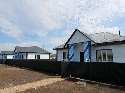 Риддерде өрттен зардап шеккен отбасылар жаңа баспанаға көшті