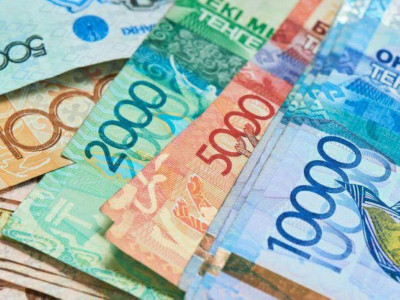 Бұрынғы полицейге 4 миллион теңге айыппұл салынды