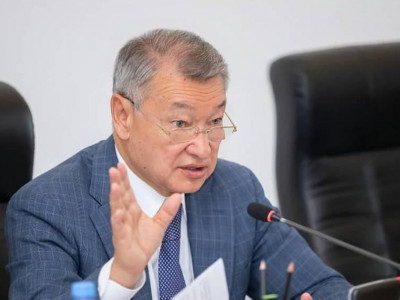 ШҚО әкімі Даниал Ахметов кәсіпкерлерді сотқа берді
