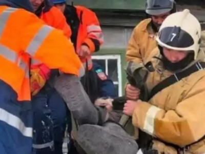 ШҚО-да үйіндінің астында бірнеше күн бойы жатып қалған ер адам құтқарылды