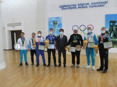 73 жастағы қария зілтемір көтеруден Әлем чемпионатында жеңімпаз атанды