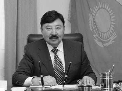 Елбасы Темірхан Досмұхамбетовтің өмірден өтуіне байланысты көңіл айту жеделхатын жолдады