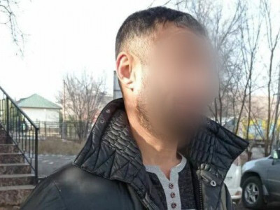 Қаскелеңде 12 жастағы оқушы қызға тап берген шетел азаматы ұсталды (видео)