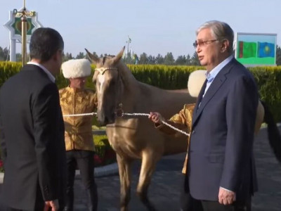 Президент қандай сыйлық жасағанды ұнатады?..
