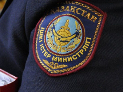 Семейлік полицей әріптесін зорлаған