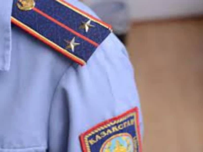 Түрмеде тұтқынды азаптаған полицейлердің жазасы күшейтілді