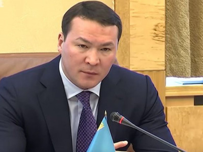 Президент Самат Әбішті қызметінен босатты