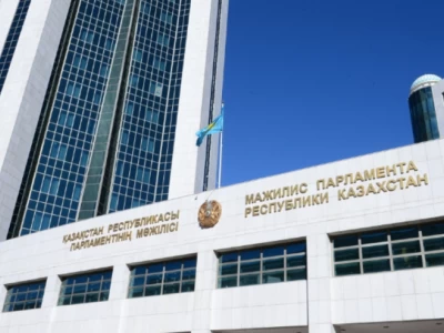 Назарбаевтың өмір бойғы өкілеттіліктерін тоқтататын 3 заңға өзгеріс енгізілді