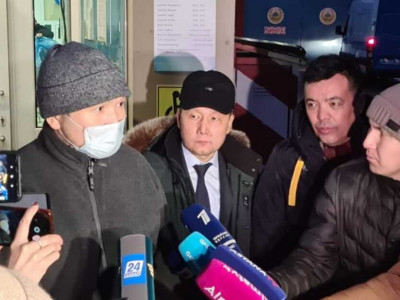 Негізсіз қудалауға ұшыраған бір топ адам қамаудан босатылды (ВИДЕО)