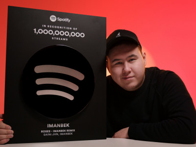 Миллиард тыңдалым: Иманбек Spotify наградасын алды