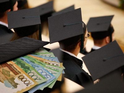 Биыл студенттердің шәкіртақысы тағы да өседі