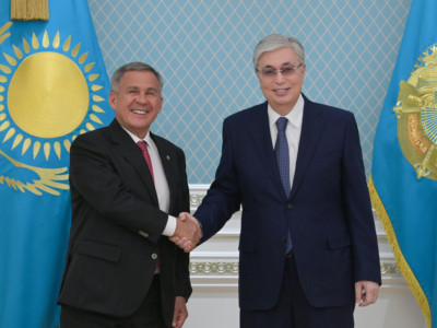 Татарстан Президенті Қазақстанға жұмыс сапарымен келді