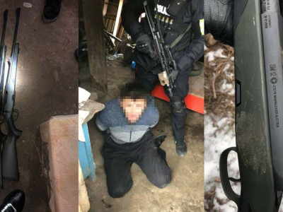 Алматының орталығында қару ұстаған екі адам ұсталды