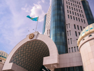 Сенат мемлекеттік бастамаларды Елбасымен келісудің күшін жоюды ұсынды