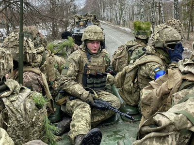 Путин Донбасста әскери операция бастайтынын мәлімдеді