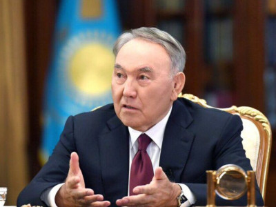 Парламент Елбасы туралы заңға өзгерістер енгізді