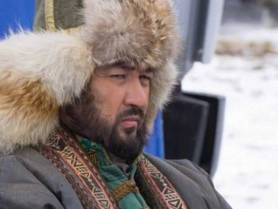 «Қызуқанды адаммын»: Бекболат Тілеухан журналистке ауыр сөздер айтқанын мойындады