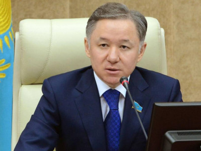 Нығматулиндер отбасы дүние-мүлкін сатып, шет елге аттанды – БАҚ