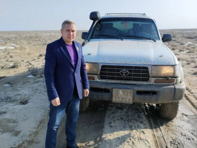 Жол азабын тартқан мәжілісмен «қыр астындағы» ауылға 8 сағатта жеткен
