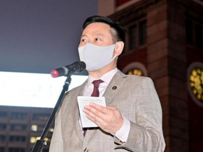 Пандемия кезінде туған күнге барған шенеунік отставкаға кетті