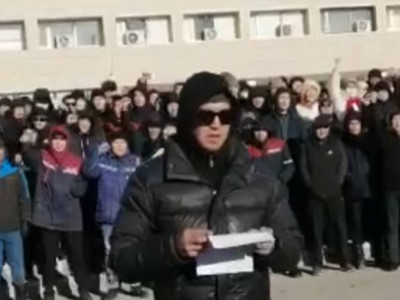 Жаңаөзеннің жұмыссыз тұрғындары билікке сенімсіздік білдірді