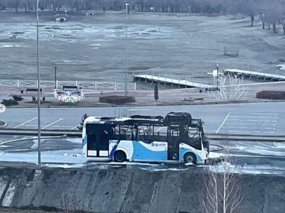 Талдықорғанда жолаушылар автобусы өртеніп кетті