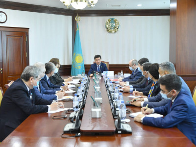 Мәжілісте Президент Жолдауын жүзеге асыру мәселесі талқыланды