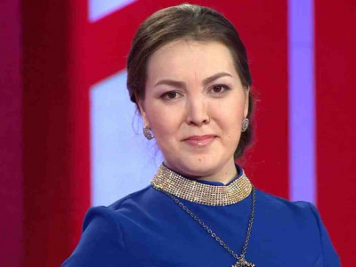 «Күйеуіме тоқал алшы деп айттым»: Жұлдызай Дүйсенбиева көңілсіз жүр (ВИДЕО)