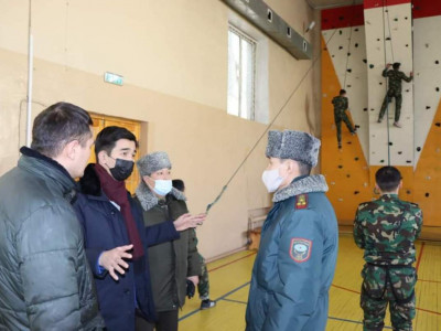 Мәди Ахметов болашақ өрт сөндірушілердің мәселесін көтерді