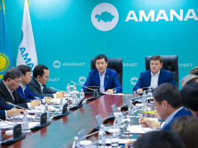 «AMANAT» партиясы – Президенттің Жаңа Қазақстанды құрудағы негізгі тірегі» – Қошанов