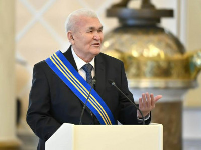 Қарттарымыз қасиетті төрінен айырылып қалды