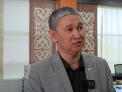 «Саяси реформаның ең бастысы – Конституцияға өзгеріс енгізу» – заңгер