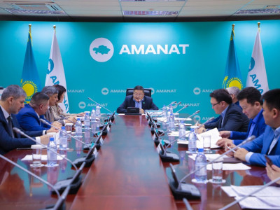 AMANAT партиясының Саяси тұғырнамасын жаңғырту жөнінде отырыс өтті