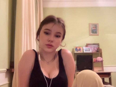 15 жастағы Данэлия Төлешованың суреттері жұртты шулатты