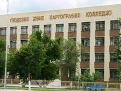 Оқу корпустары шенеуніктерге беріле ме? Семейлік студенттер шу шығарды