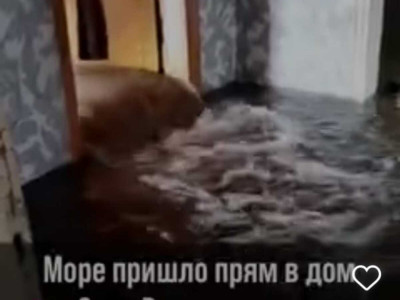 Павлодар облысында көпбалалы отбасының үйі су астында қалды