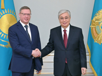 Президент Ресейдің Омбы облысының губернаторына алғыс айтты