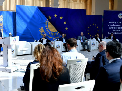 Еуропарламент делегациясы ҚазҰУ-ға келді