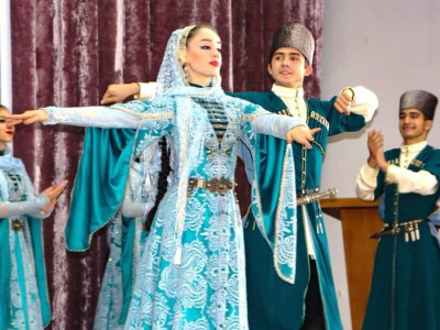 Әлемге әсер еткен 12 құмық перзенті