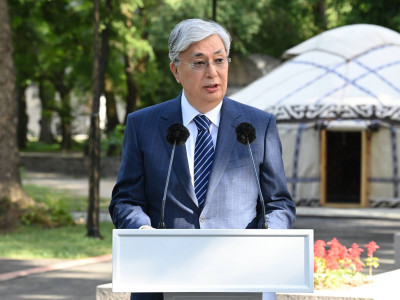 Тоқаев Бішкекте Абай ескерткішінің ашылу рәсіміне қатысты