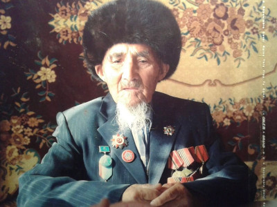 «Әруағыңнан айналайын, Мұстафа Шоқай!» деп отырушы еді