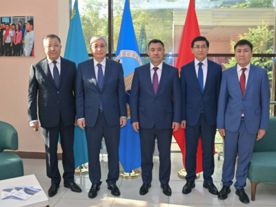 Президент Бішкекте ҚазҰУ филиалының ашылуына қатысты