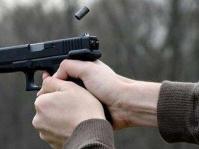 АҚШ мектептерінің бірінде атыс болып, 21 адам қаза тапты