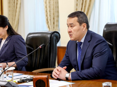 Смайылов ДДҰ өкілдерімен темекіге қатысты мәселені талқылады