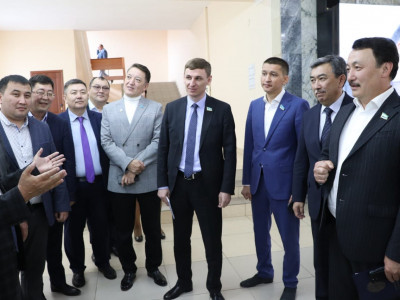 Депутаттар «Жаңа Қазақстанды» құрудағы референдумның рөлін талқылады