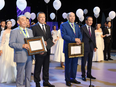 ҚазҰУ Түлектер күнін атап өтті
