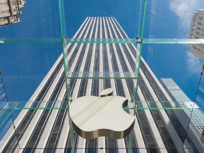 Apple әлемдегі ең құнды бренд атағын қайтарып алды